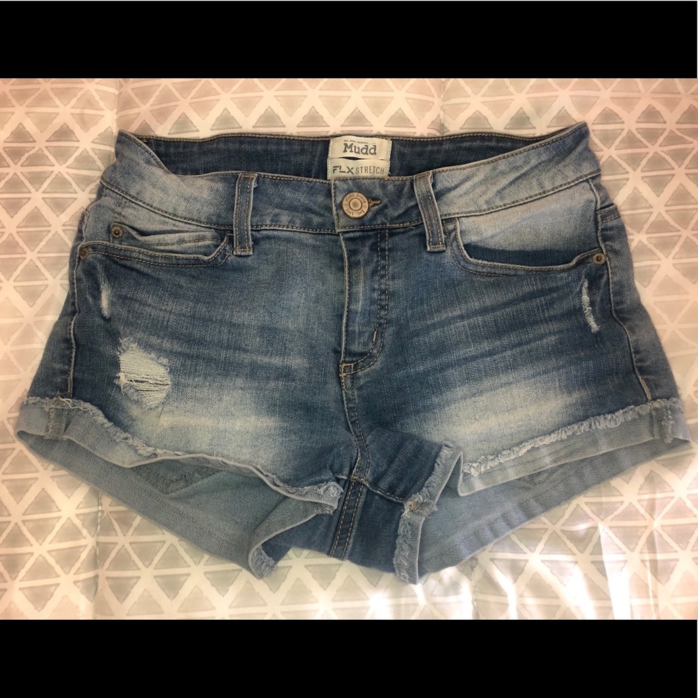 Mudd FLX Stretch shorts size 7.